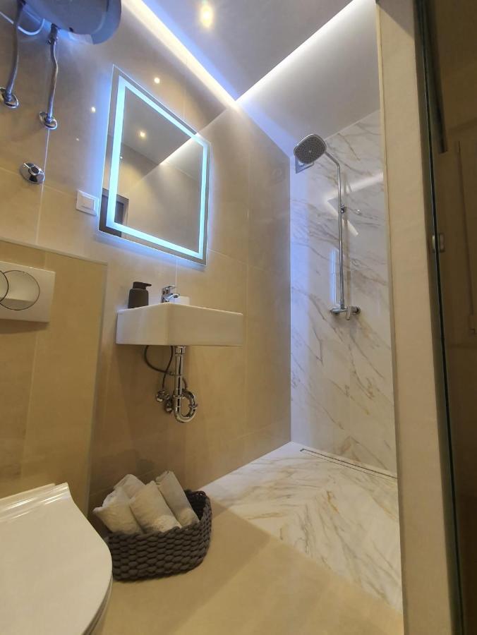 Renata & Maja Apartment Trogir